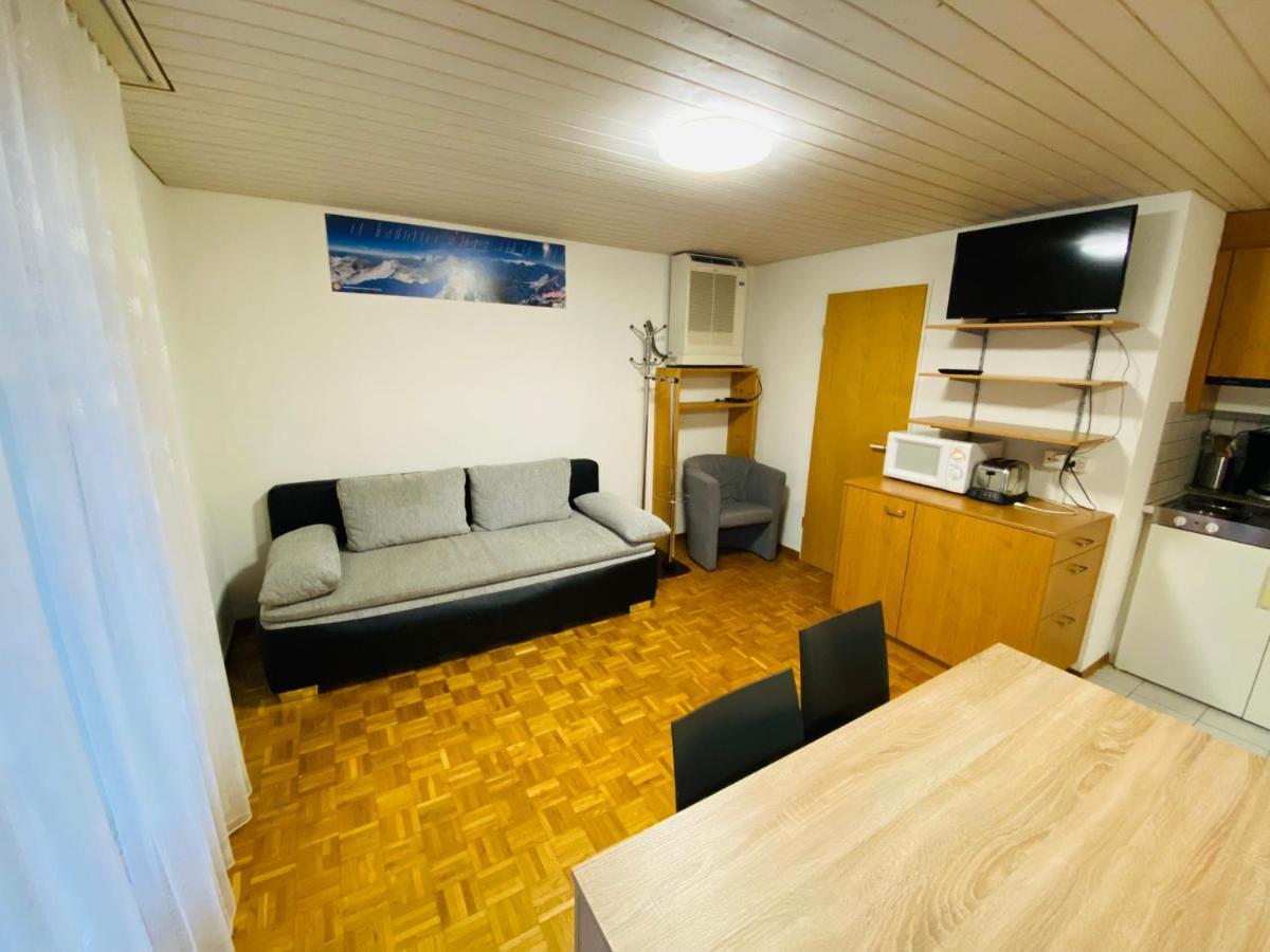 Lake Facing Studio Niederried bei Interlaken 외부 사진