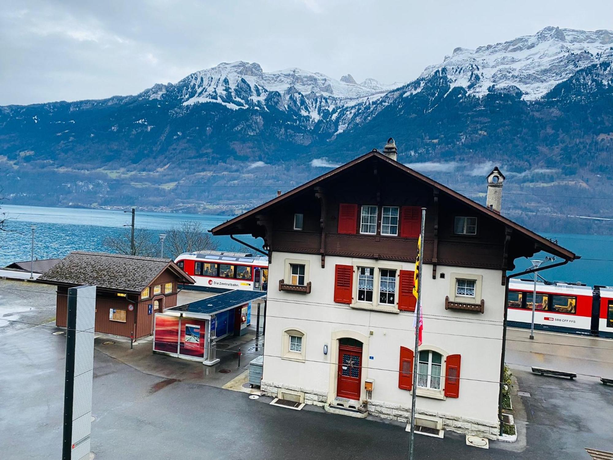 Lake Facing Studio Niederried bei Interlaken 외부 사진